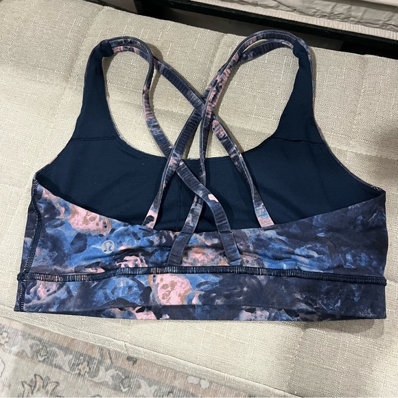 Lululemon energy bra 🧘🏽♀️ - Picture 7 of 8